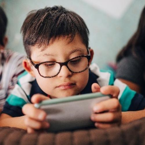 Lezing/vorming ‘Online en offline leefwereld van kinderen’