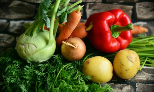 Voortaan opnieuw groot groenten- en fruitkraam op wekelijkse vrijdagmarkt!